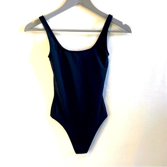 Aritzia Babaton black sleeveless cheeky body suit nylon spandex Size XXS - Picture 1 of 9